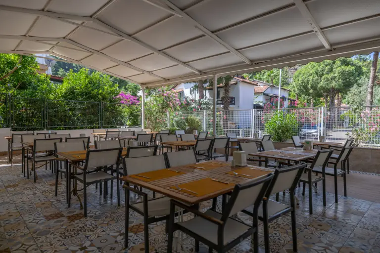 Restoran & Bar