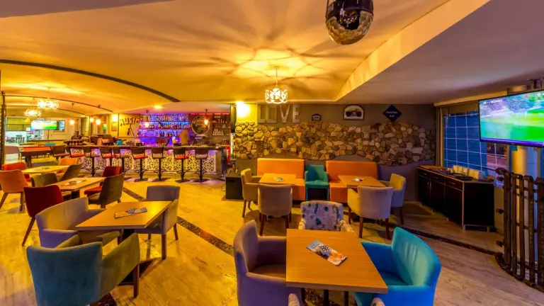 Restoran & Bar